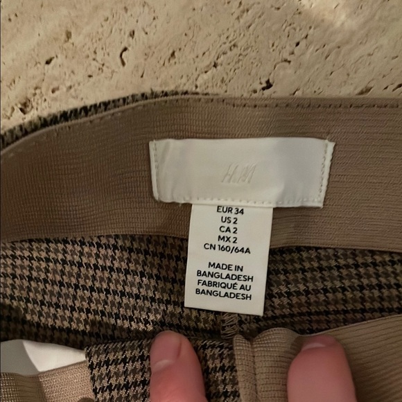 H&M pants - Picture 2 of 2
